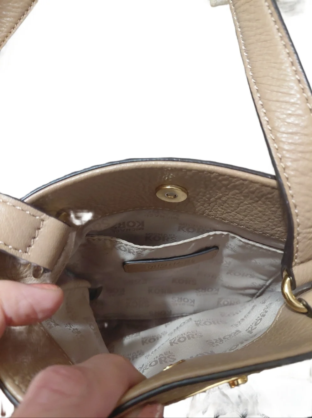 Michael Kors Moxley Tan Pebbled Leather Crossbody Bag